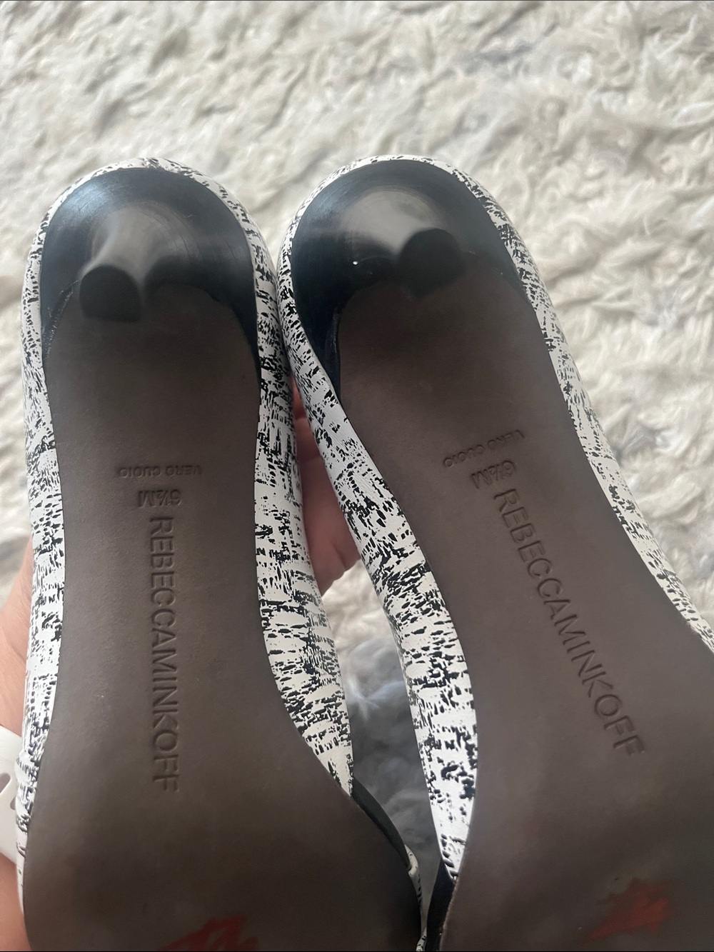 Rebecca Minkoff White & Black Textured Pointed-Toe Pumps - Picture 3 of 4